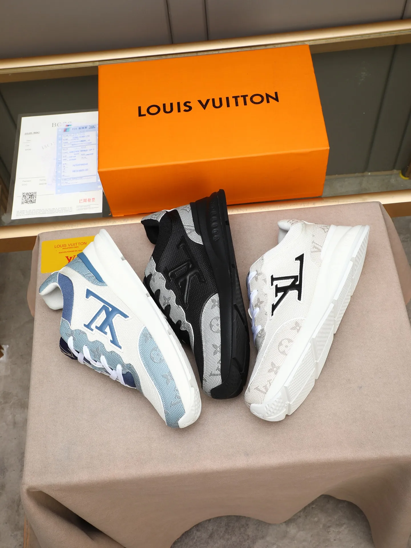 Men's shoes 💰460 Brand: LOUIS VUITTON Louis Vuitton LV Size: 38 39 40 41 42 43 44 (45 customized) Fabric: original cowhide cowhide 🔸Inside of: mesh 🔺Sole: counter foam outsole